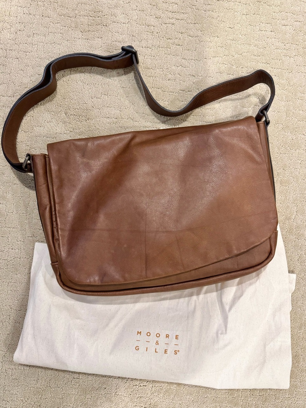 New! Leather Messenger Bag